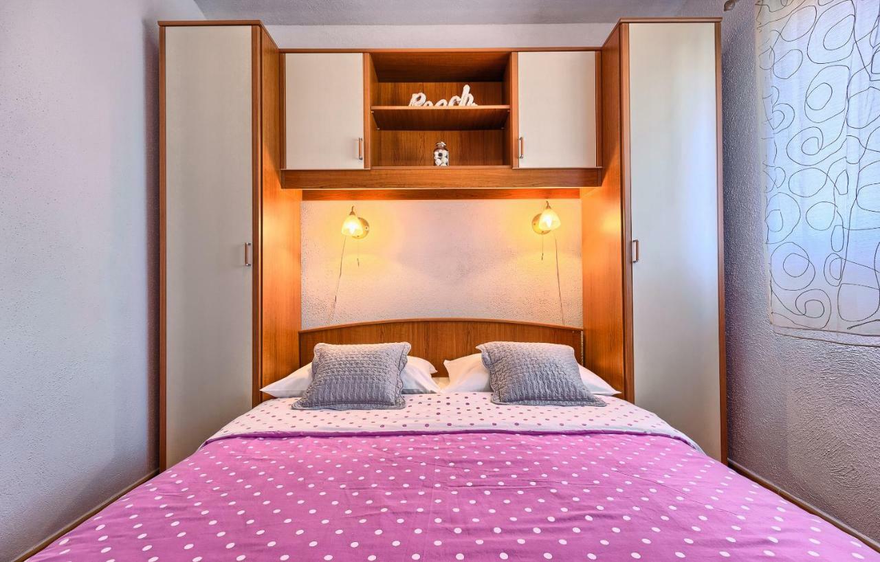 Apartments Ivka Μπολ Εξωτερικό φωτογραφία