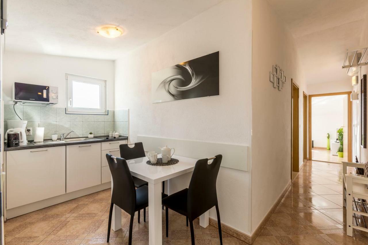 Apartments Ivka Μπολ Εξωτερικό φωτογραφία
